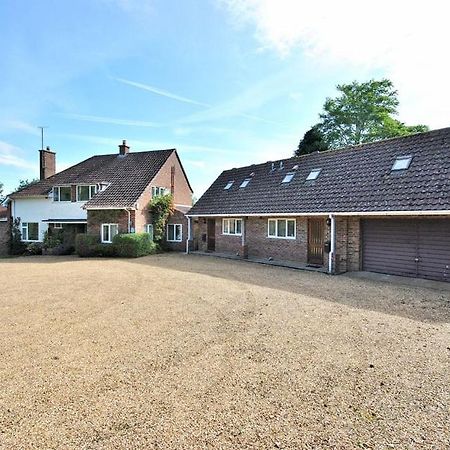 House On The Hill Bed & Breakfast Little Massingham Room photo